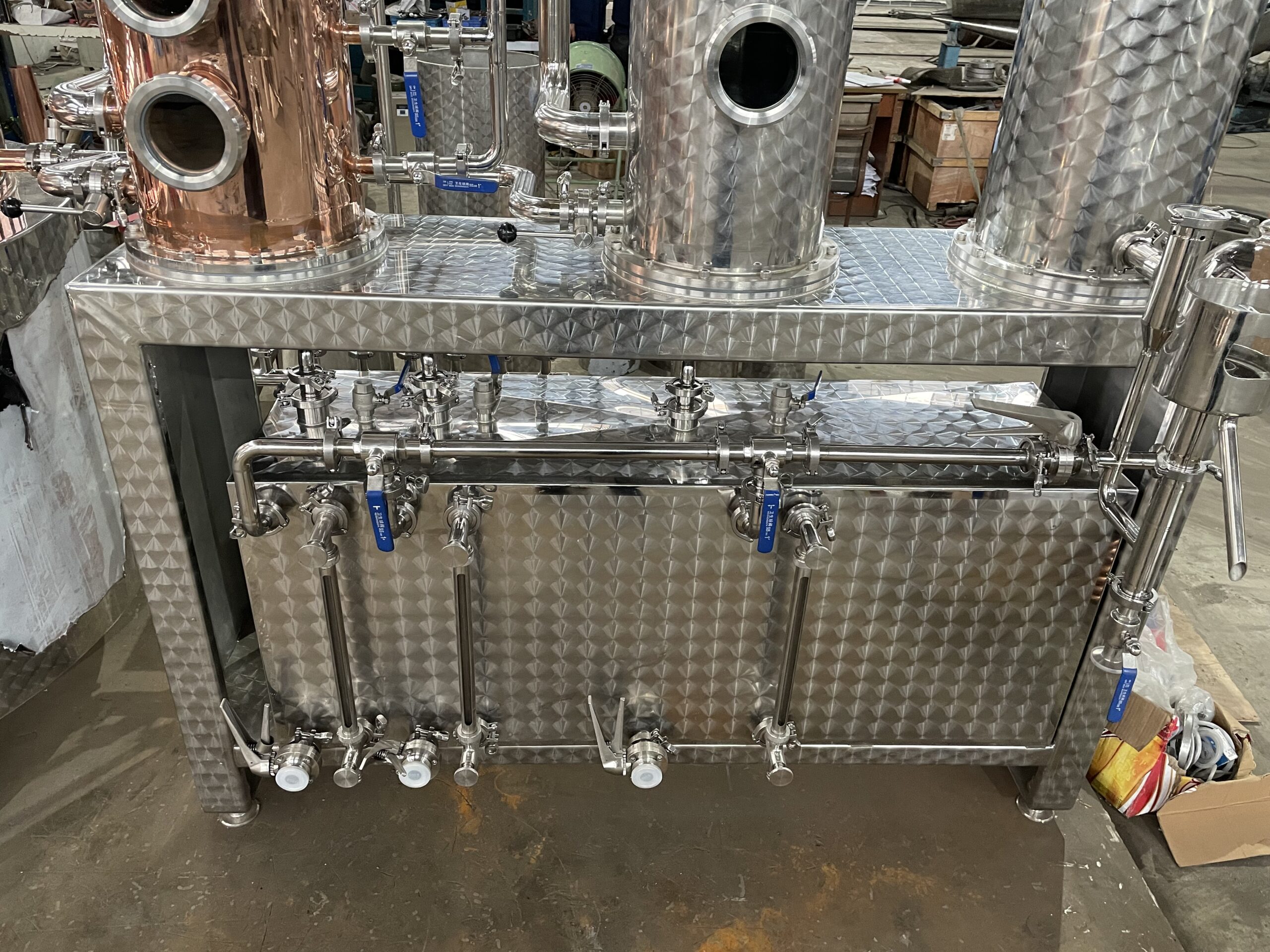 Used 1000L distillery equipment