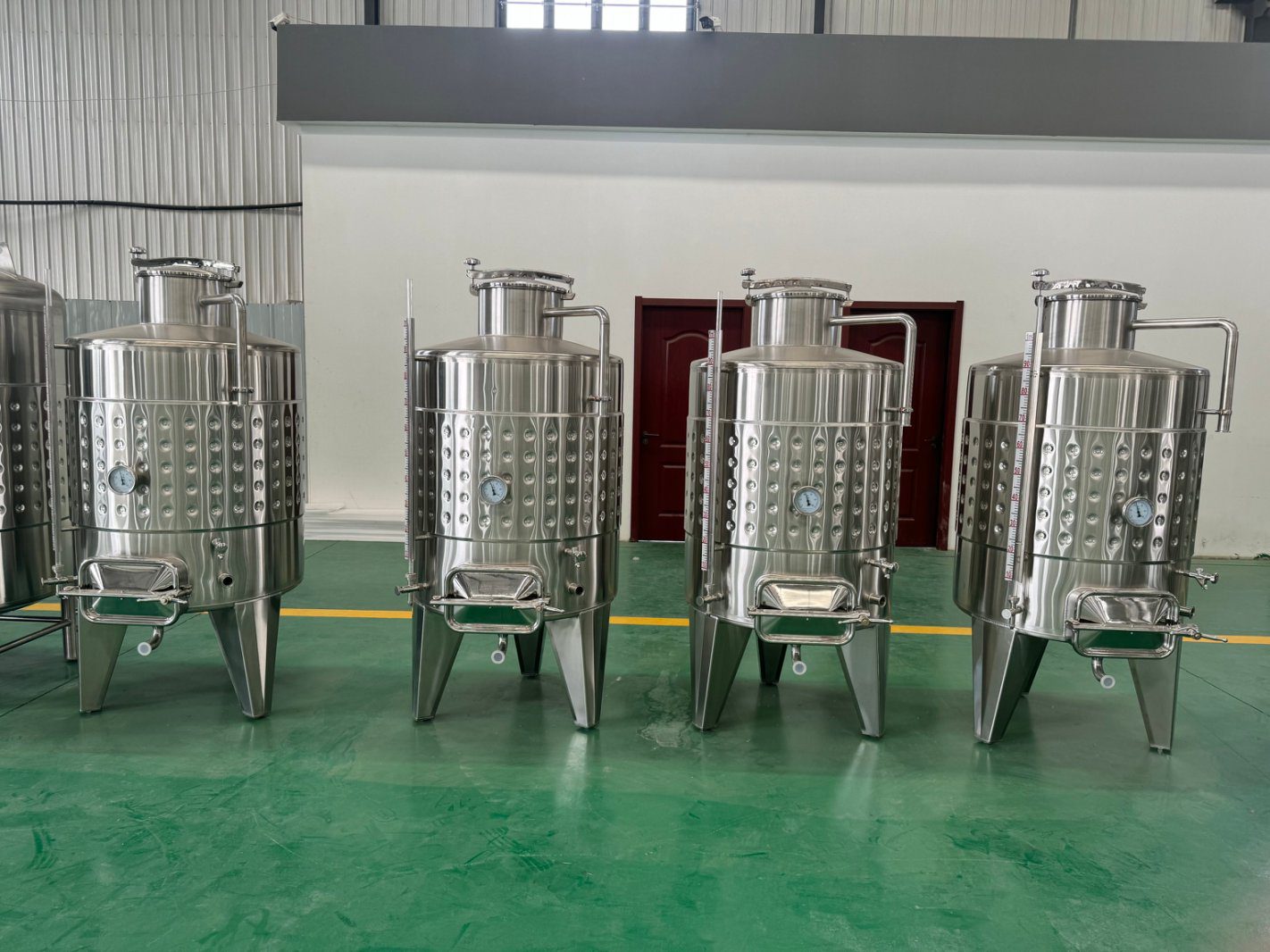 500L Wine fermentation tank 1
