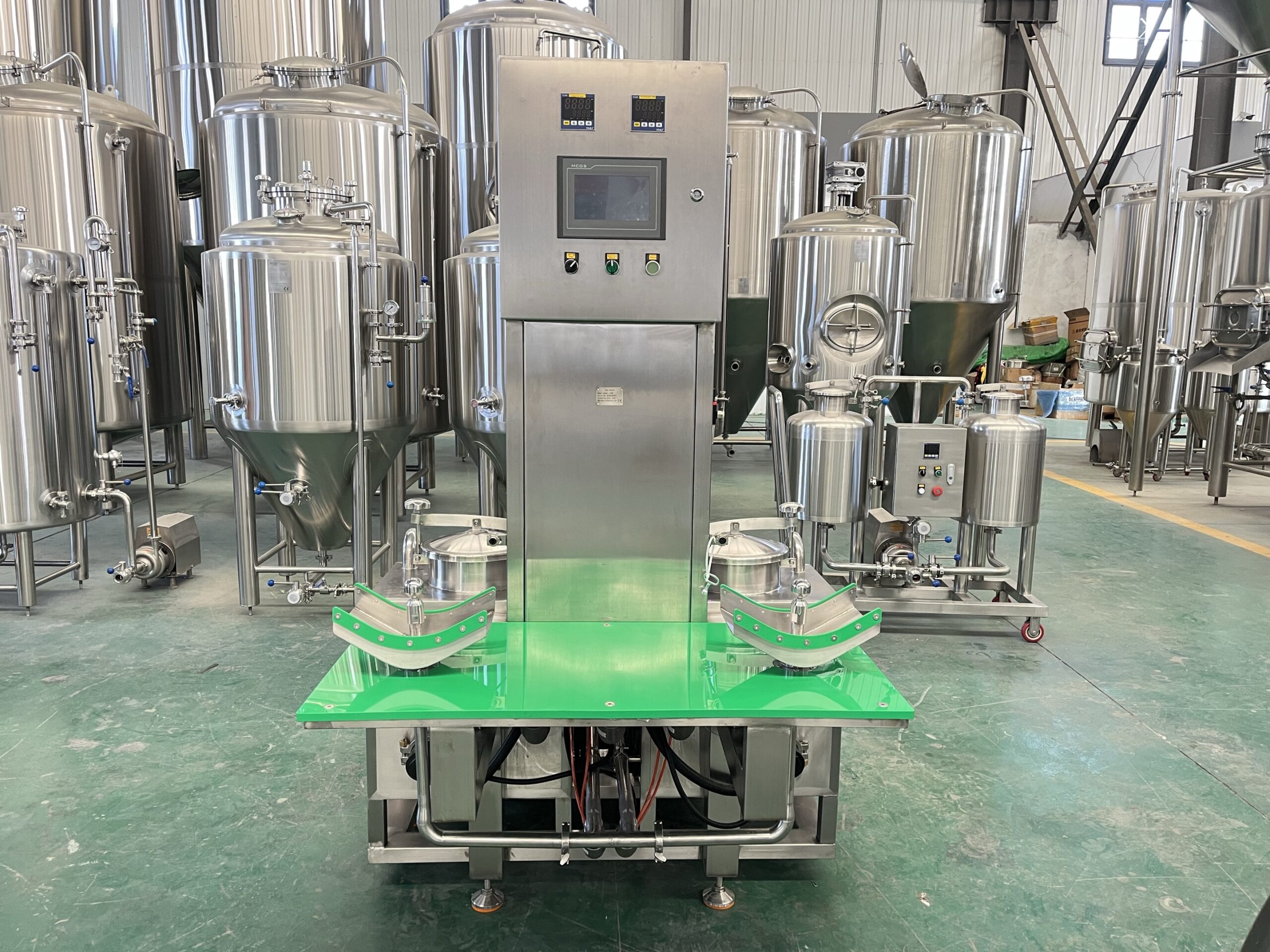 Cask washing machine