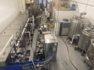 图片2 2 PET Bottle Filling Line