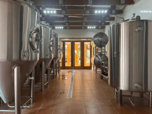 图片7 4 500L Brewery Equipment in South African