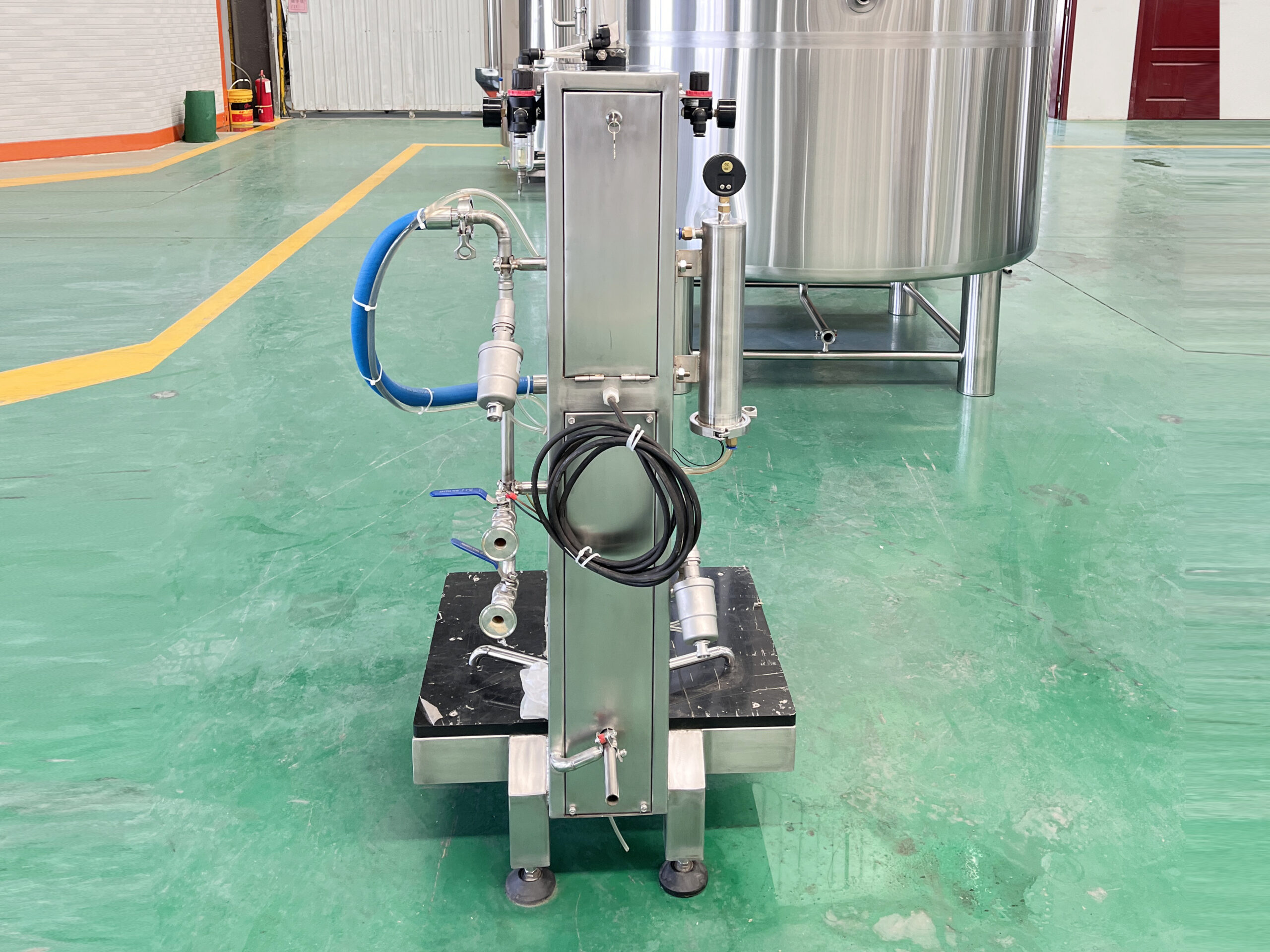 Used Single-Head Beer Keg Filling Machine